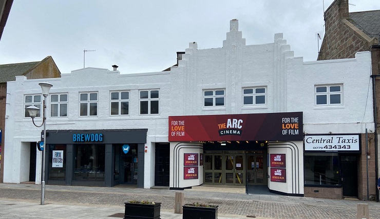 Prime town centre leisure premises with restaurant consent in Peterhead for lease