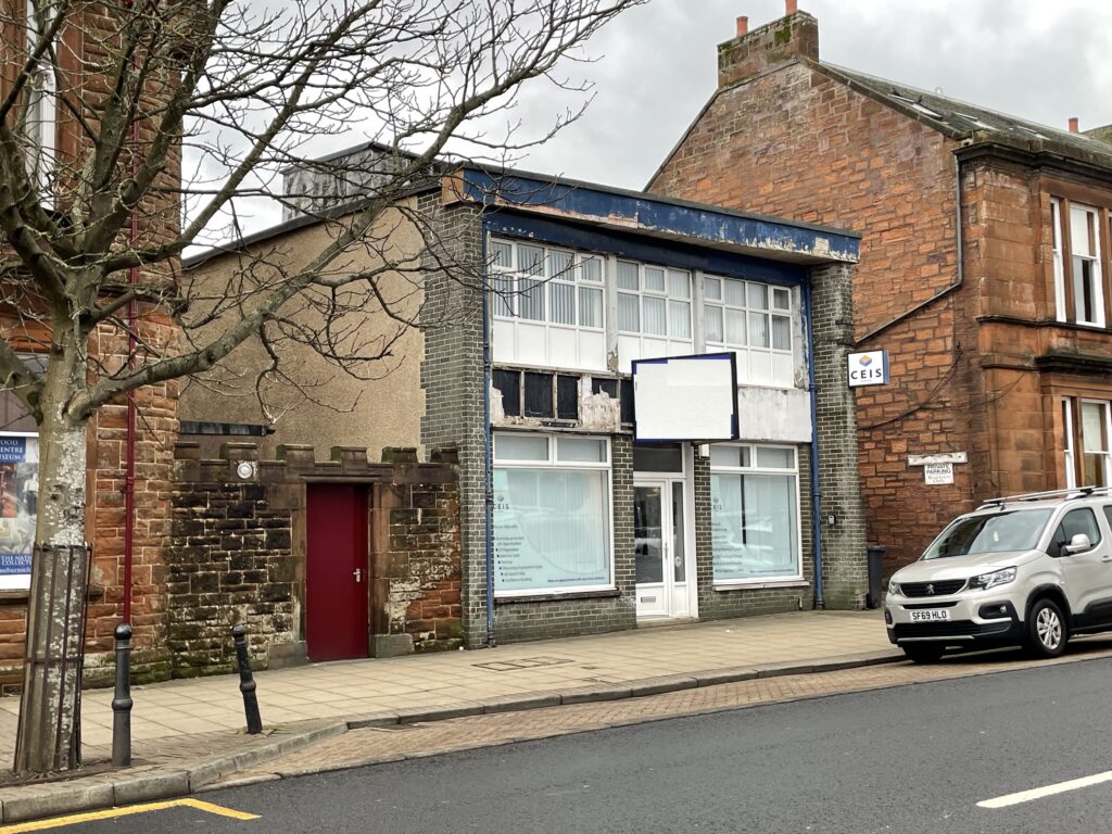 24-26 Eglinton Street, Irvine