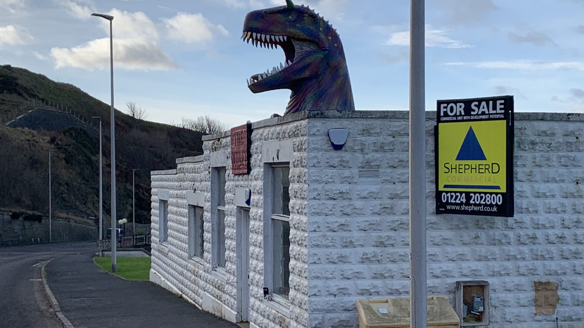 Landmark dinosaur building in Cullen to go under the hammer at Shepherd commercial property auction