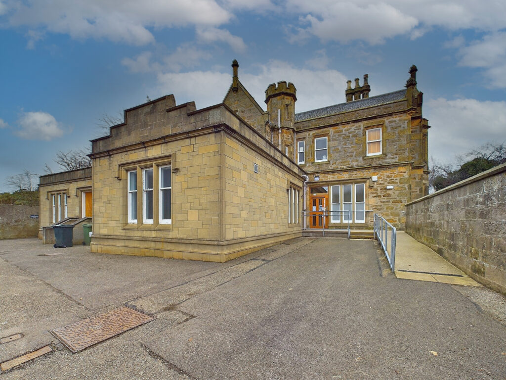12 Institution Road, Elgin, Moray