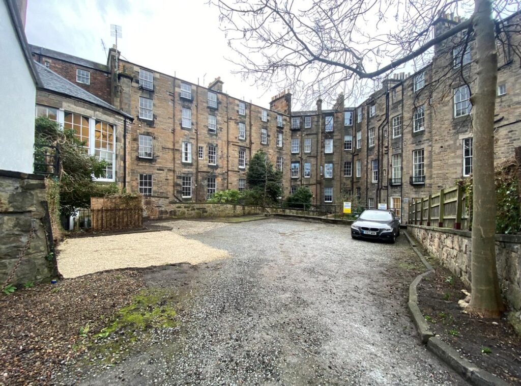 2A Randolph Lane, Edinburgh, City of Edinburgh