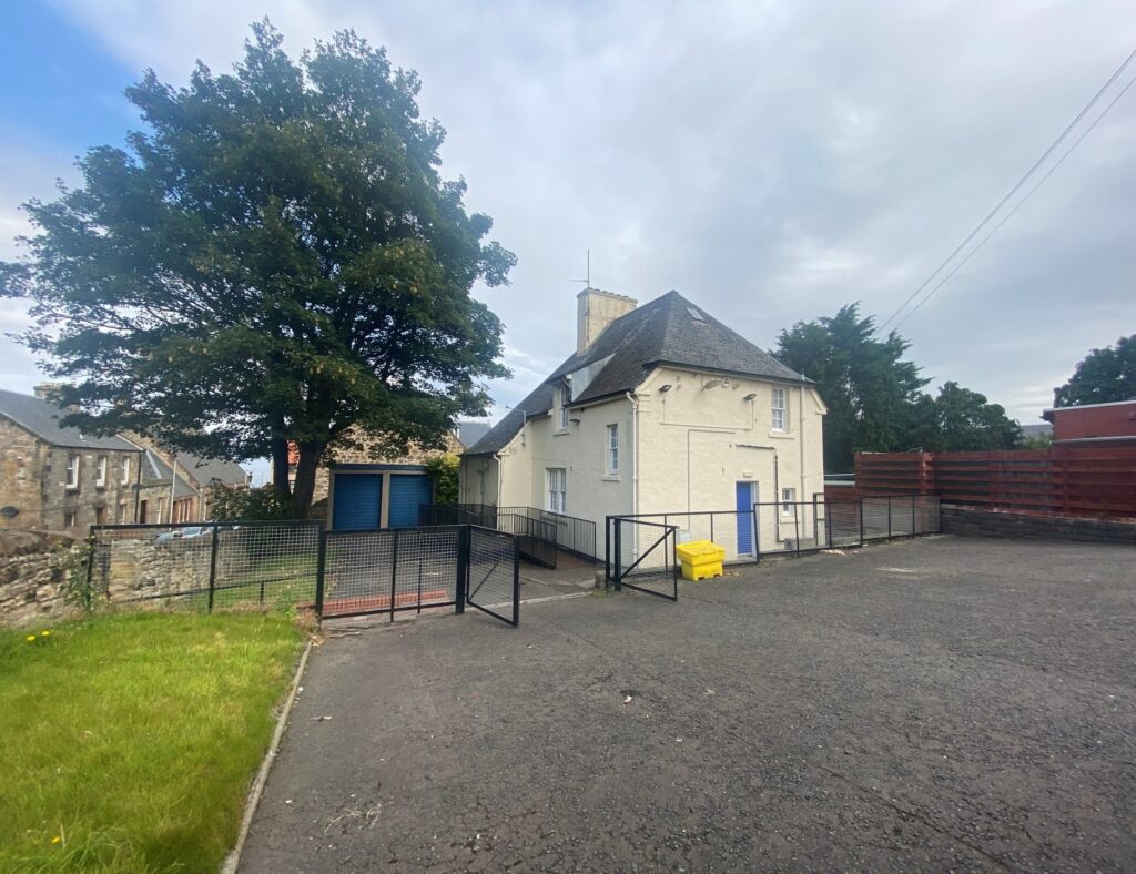 Shepherd Chartered Surveyors and BNP Paribas Real Estate have been instructed by Police Scotland to market the former police station in Prestonpans for sale.