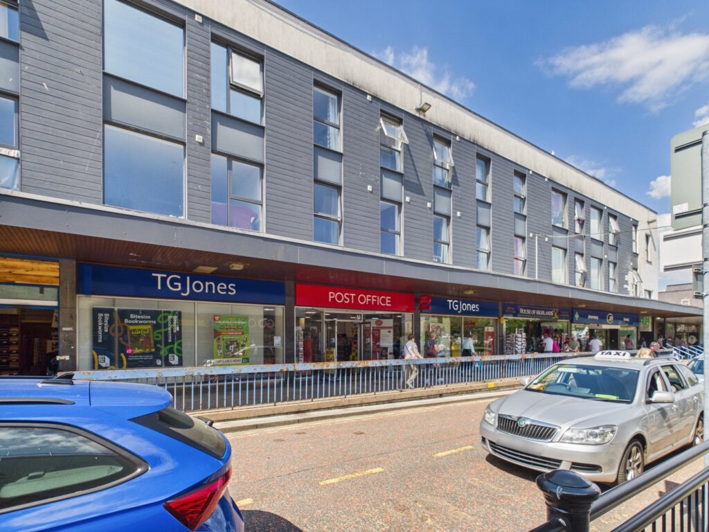 4, Tweedale, High Street, Fort William, Highland