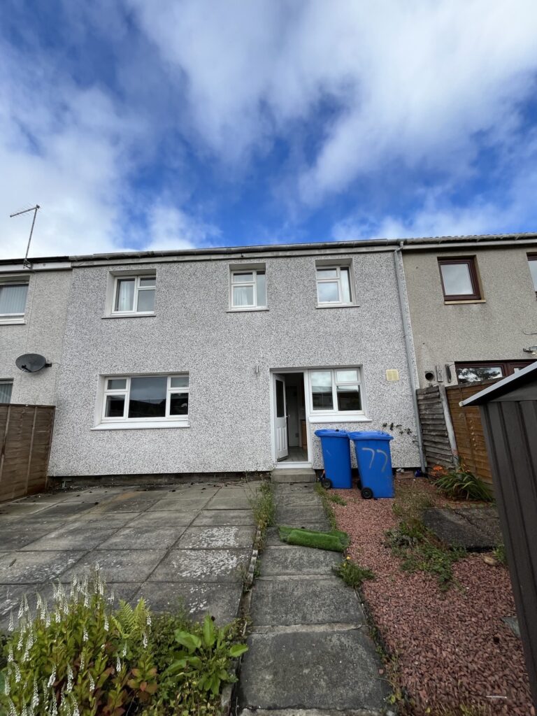77 Kenmore Avenue, Deans, Livingston, West Lothian
